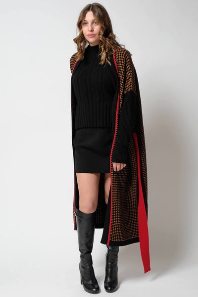 WOOL AND CASHMERE COAT in black, camel and red
