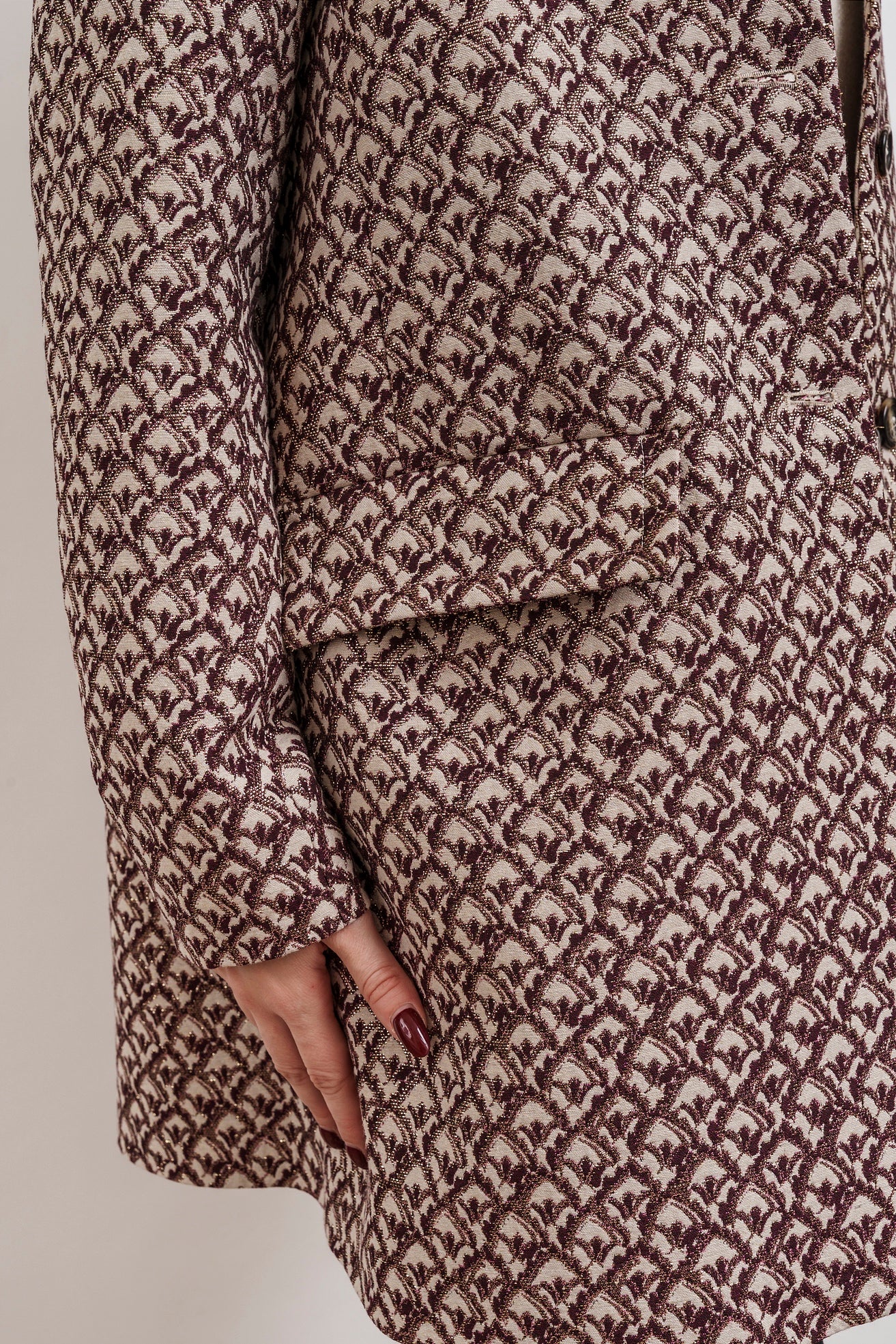 CAPPOTTINO AMELIE jacquard avorio, bordeaux e oro