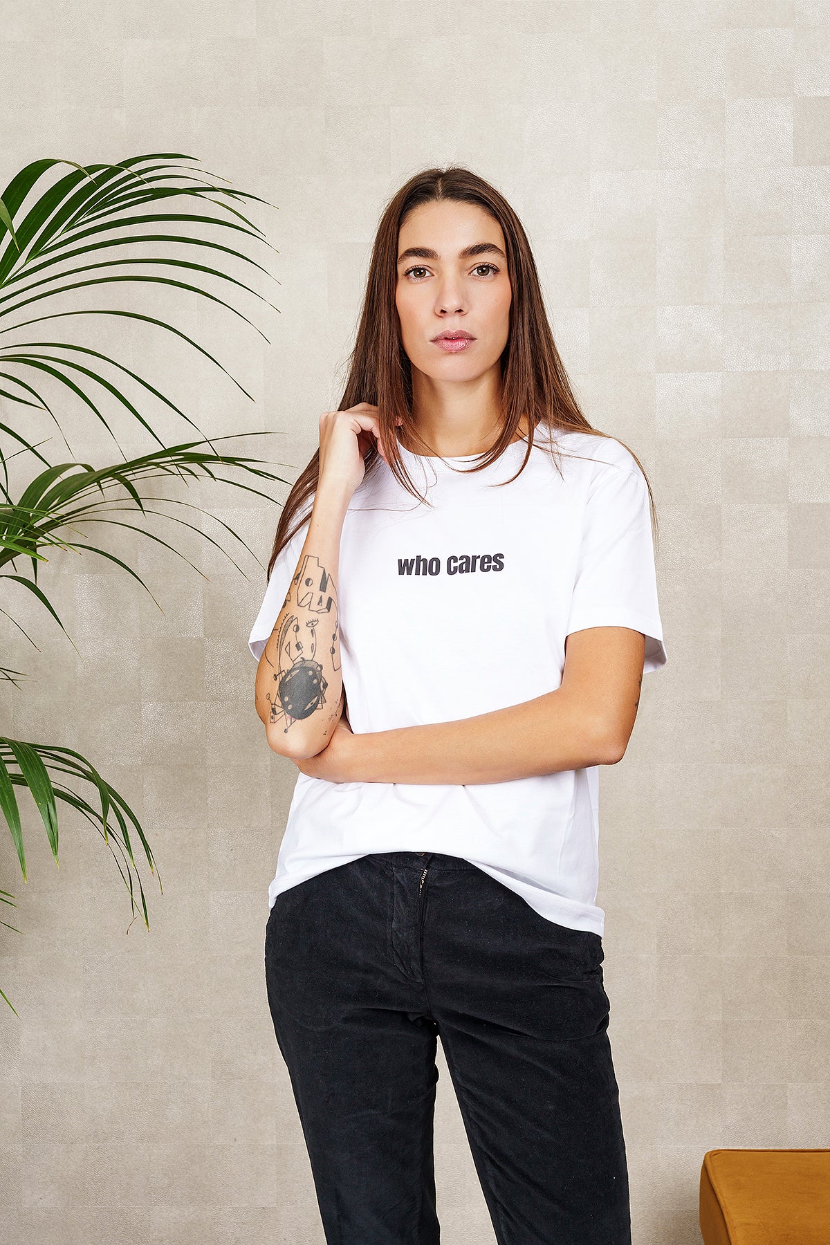T-SHIRT WHO CARES bianca, UNISEX