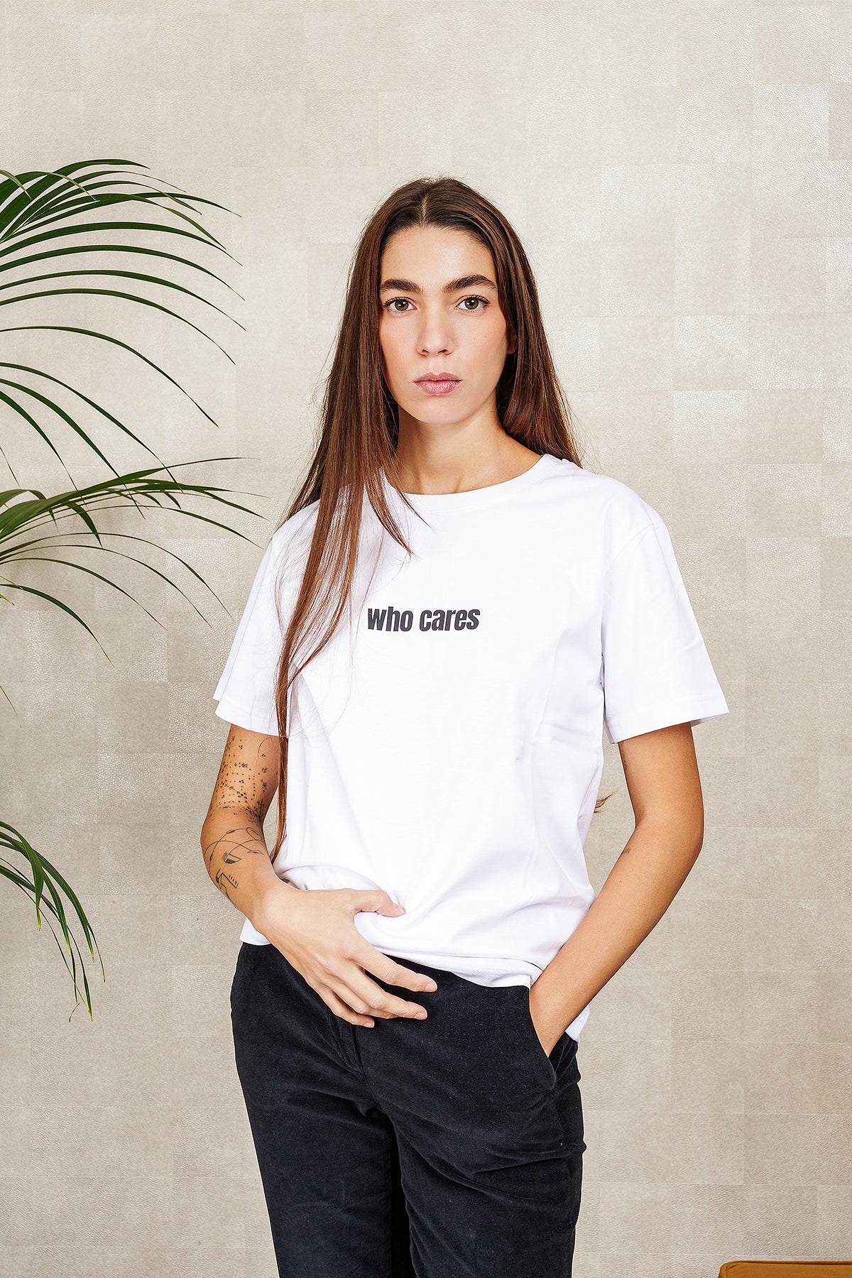 T-SHIRT WHO CARES bianca, UNISEX