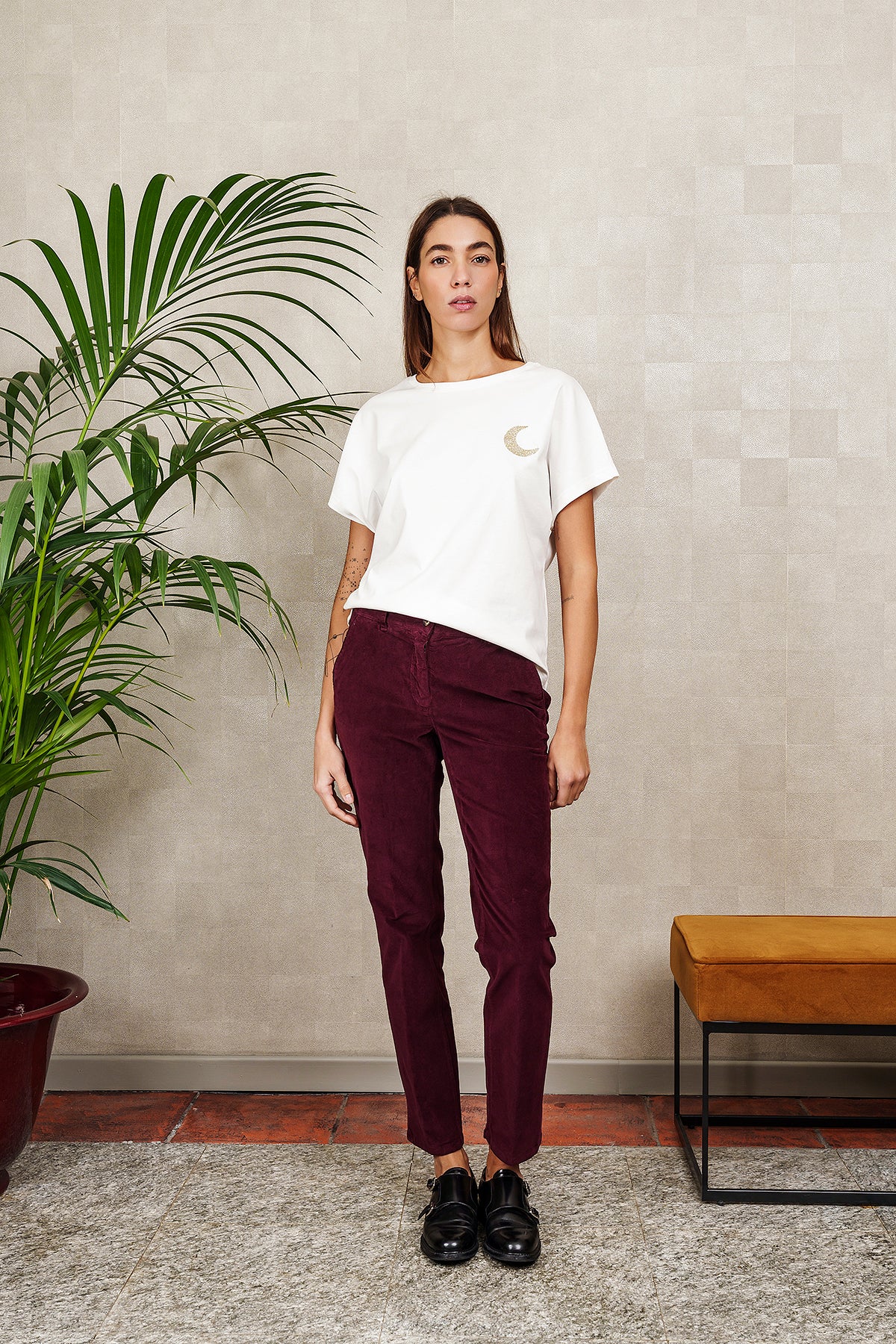 MINIMAL CHIC T-SHIRT