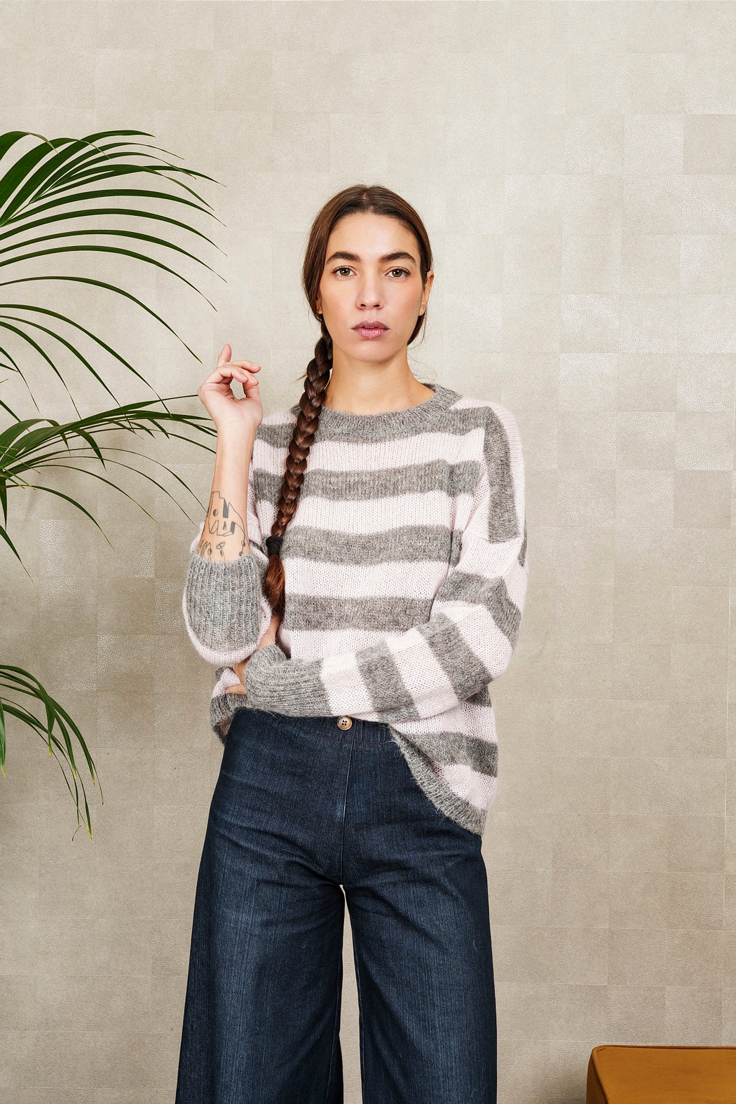 NEW NUVOLA STRIPED SWEATER in grey and light pink
