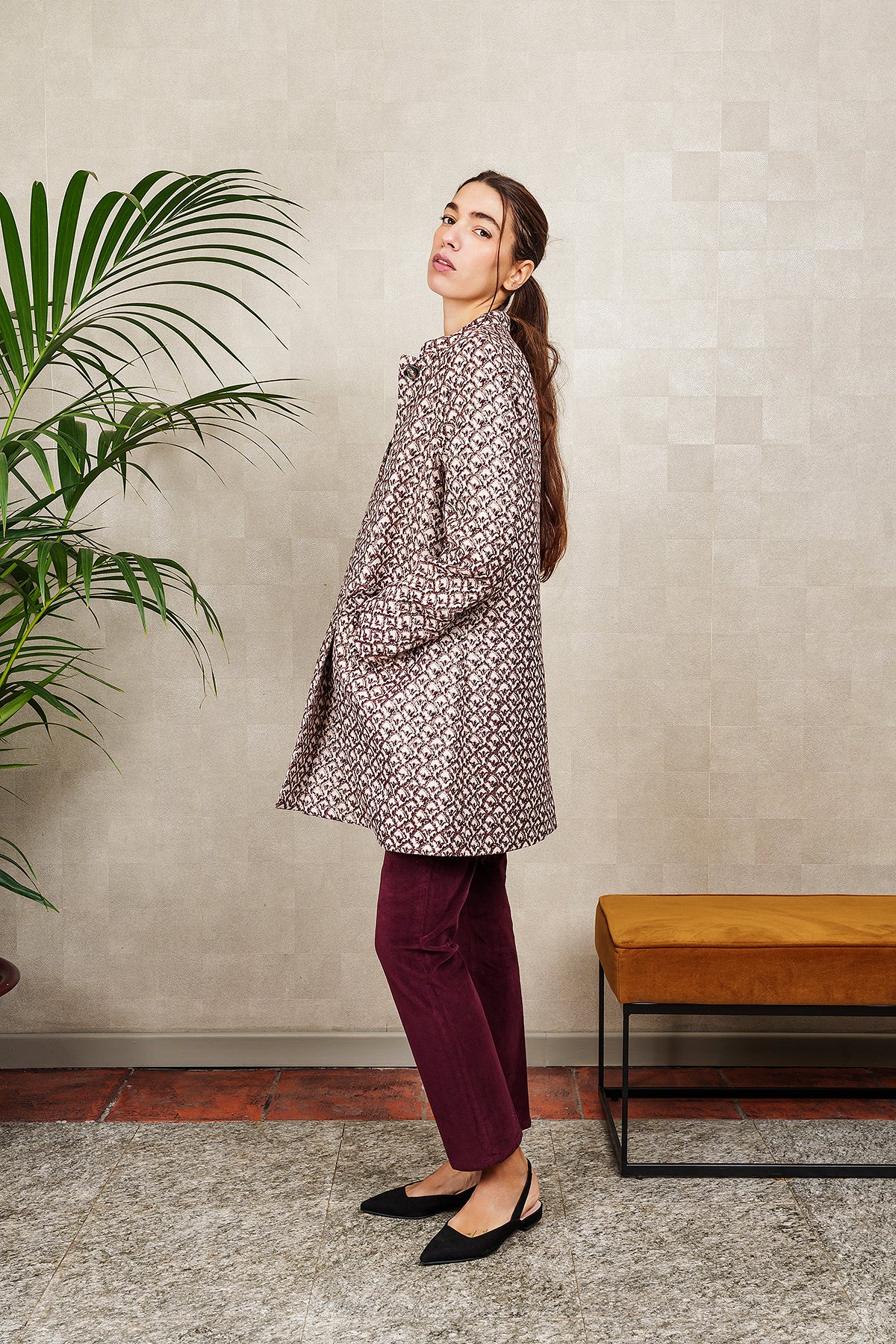 AMELIE coat in ivory, burgundy and gold jacquard