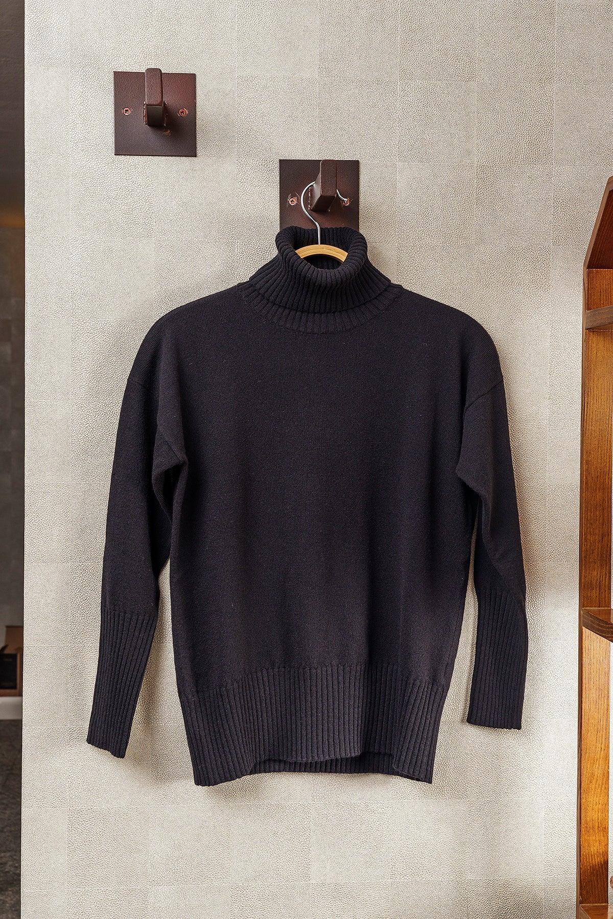 DOLCEVITA ANTIOPE nero, lana e cashmere