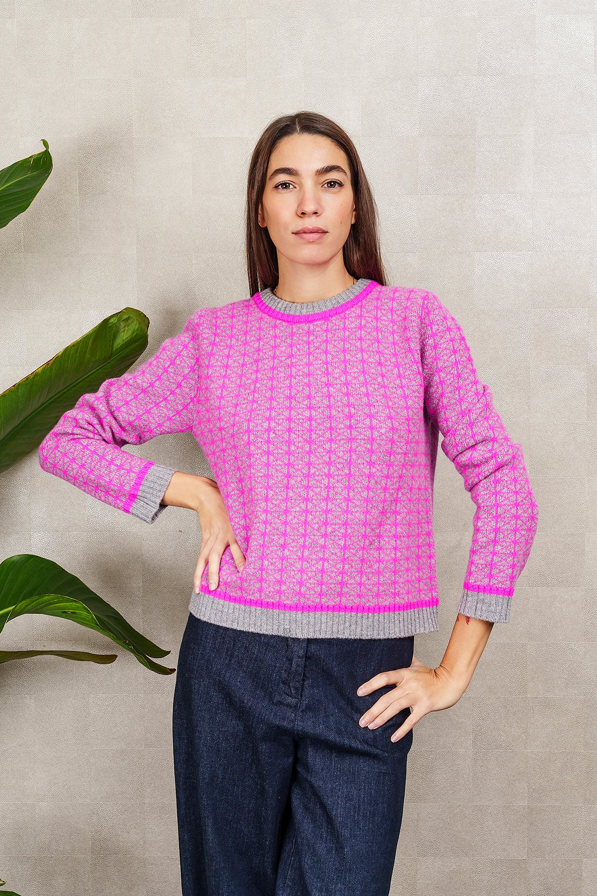 MAGLIA GEOMETRIC JACQUARD grigia e fucsia