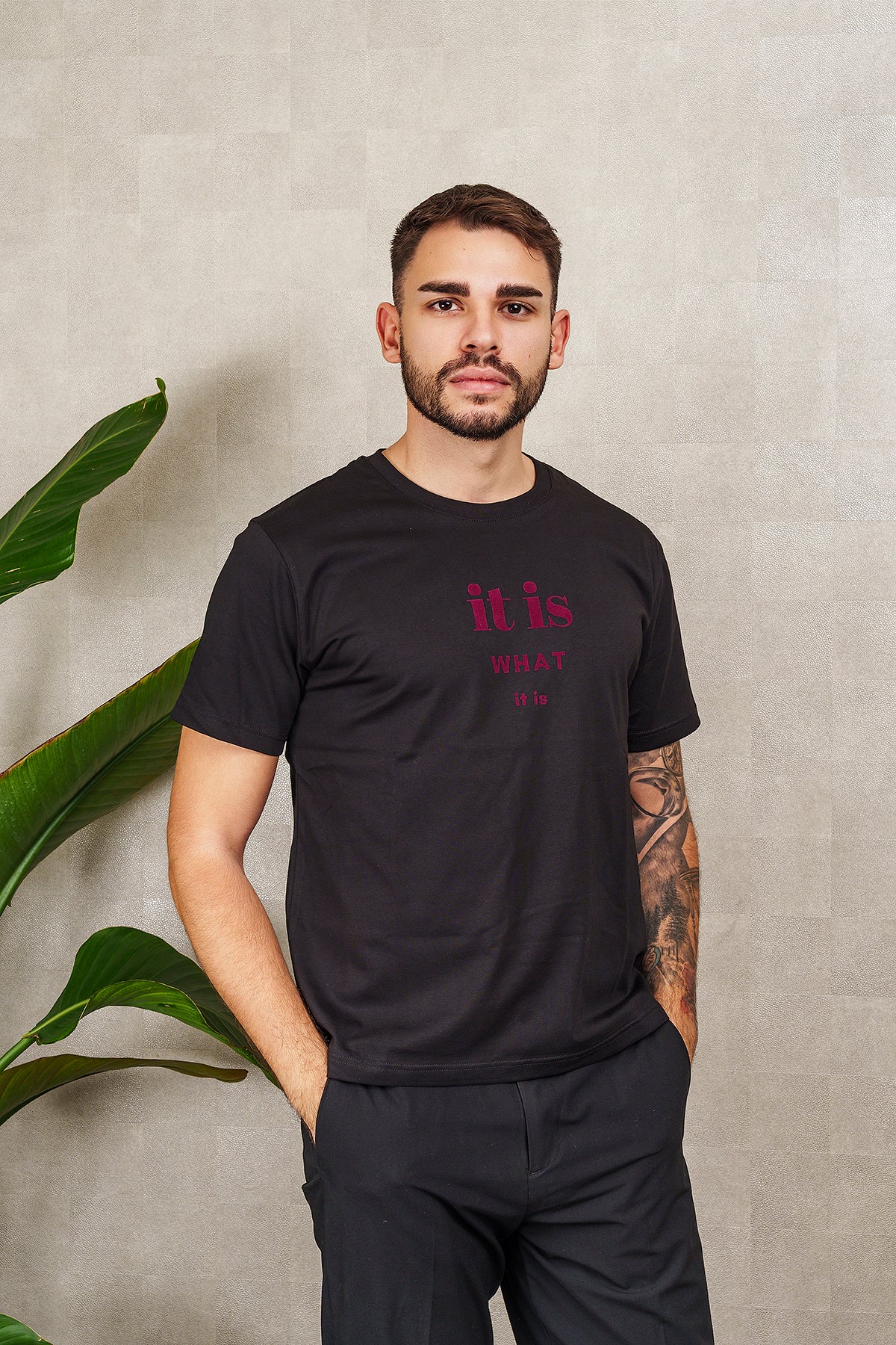 T-SHIRT IT IS WHAT IT IS nera, UNISEX