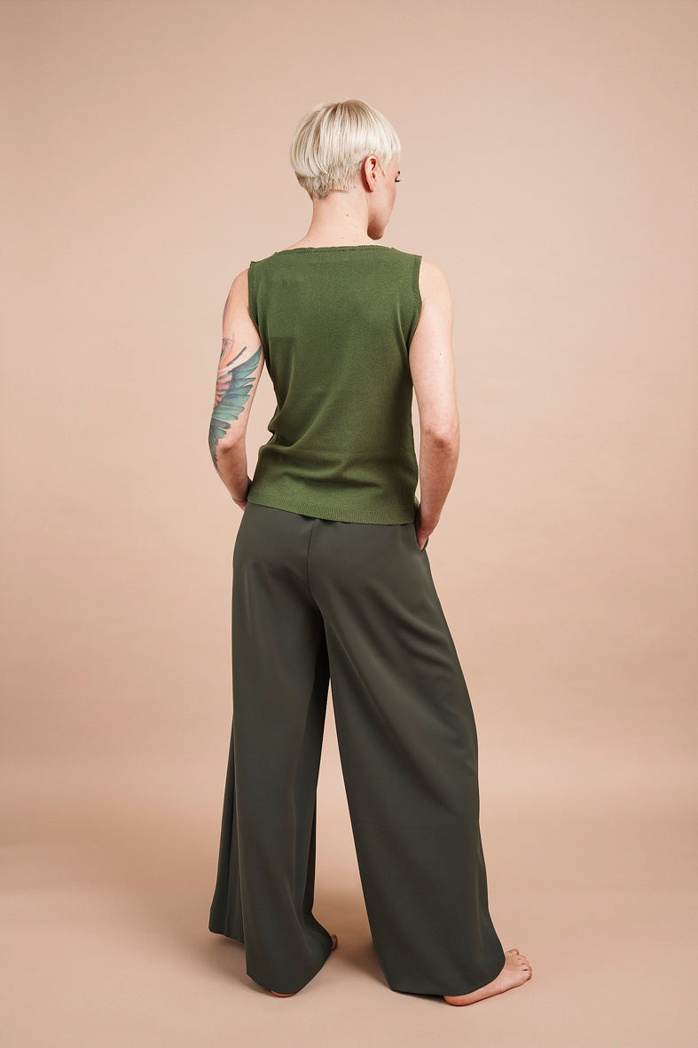 Military green WIDE TROUSERS