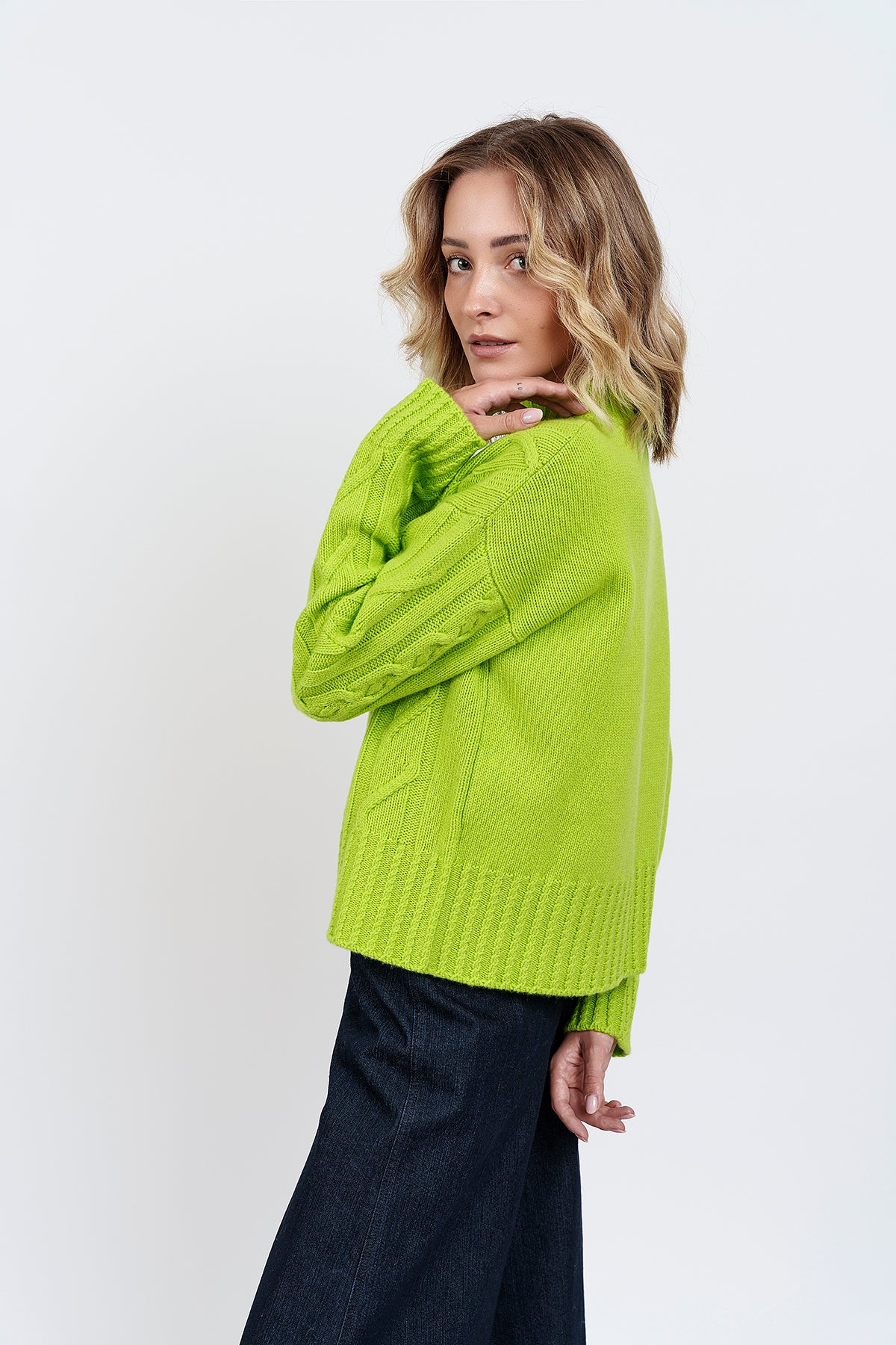 ACID GREEN BRAID CREW NECK