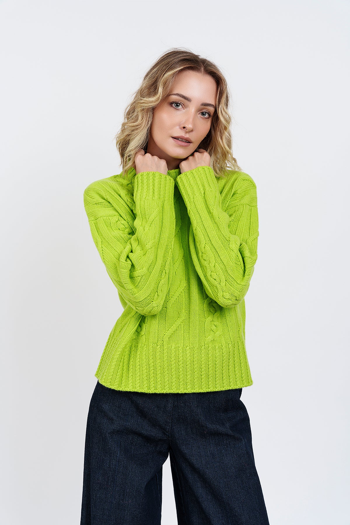 ACID GREEN BRAID CREW NECK