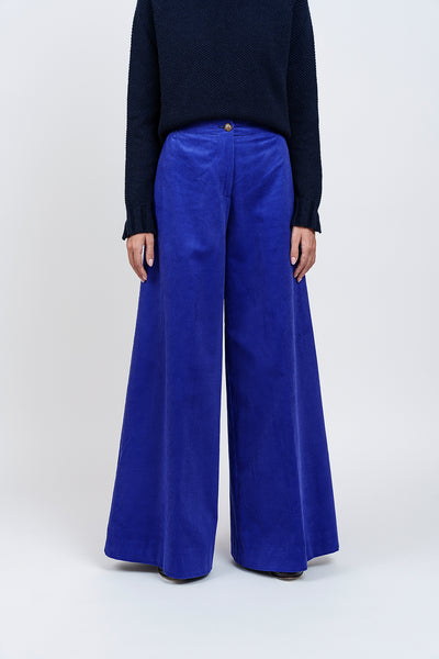 Must have trousers in violet velvet