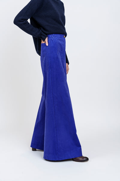 Must have trousers in violet velvet