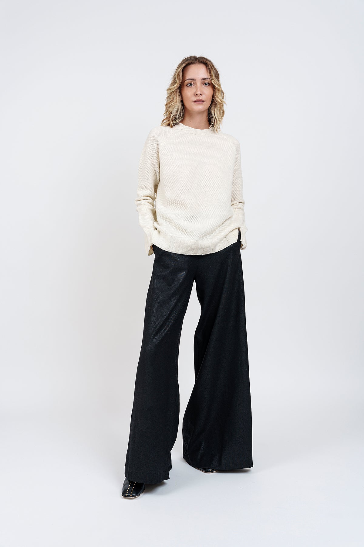 TETI IVORY CREWNECK SWEATER in ecocashmere