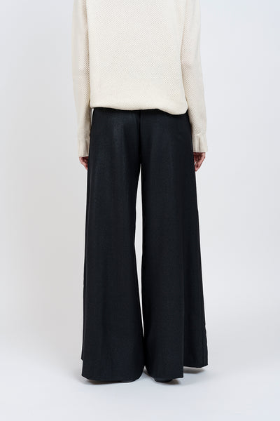 MUST HAVE TROUSERS in laminated wool