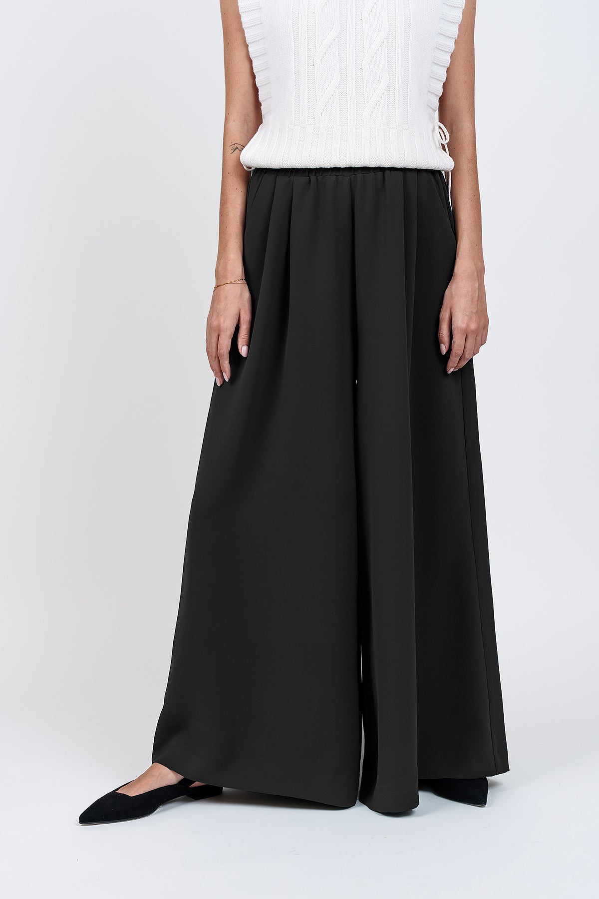 WIDE black TROUSERS