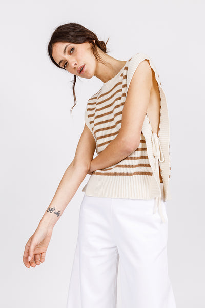 CREWNECK FRONT - Ivory and sand